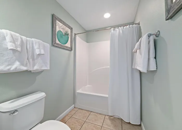 The Colonnades Unit 1803 Holiday home Gulf Shores